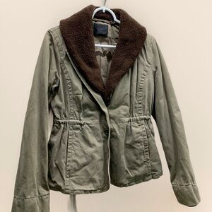 J Crew Vintage Women’s Removable Fur Fleece Trim Field Jacket Size Small Coat